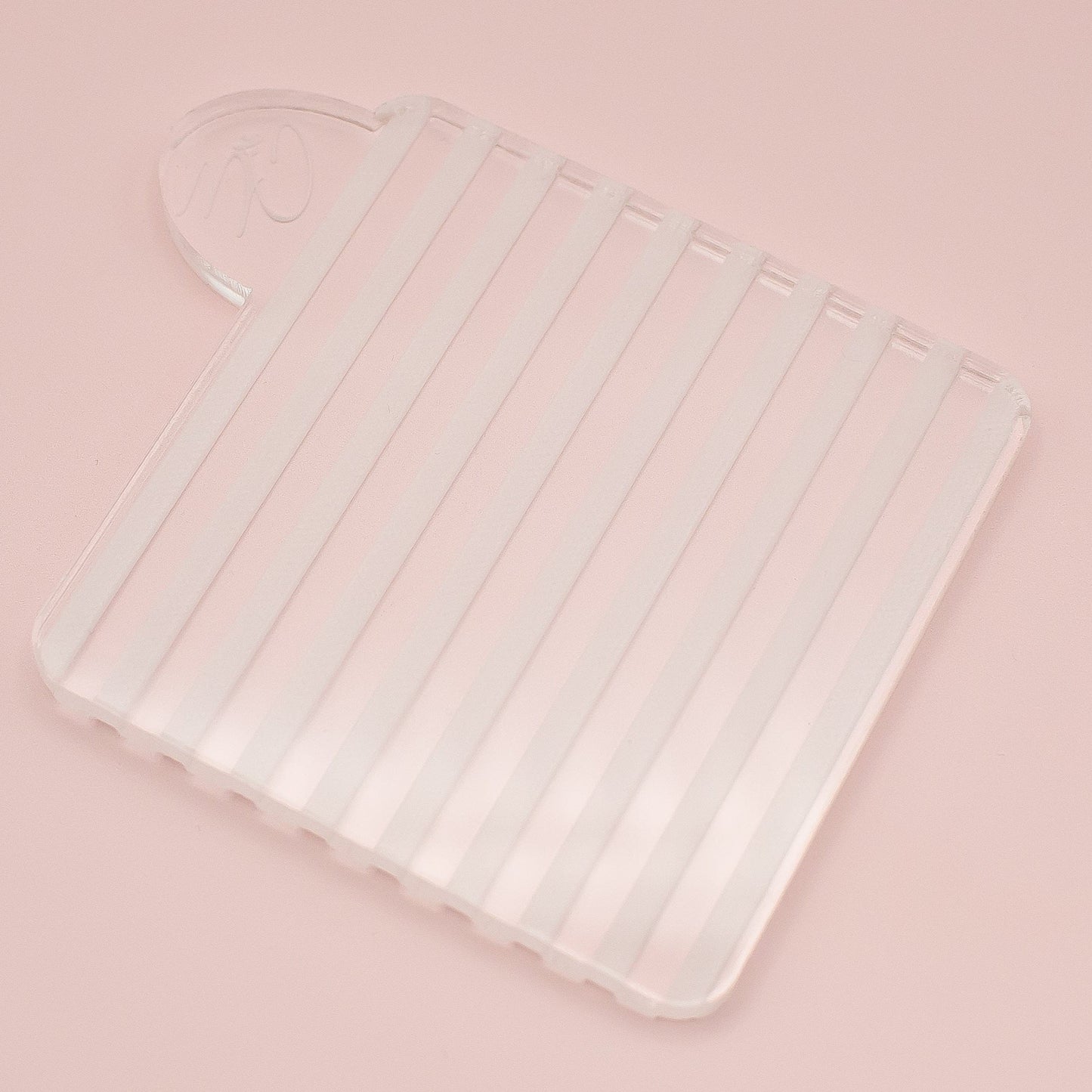 Reverse Embosser - Thin Stripes